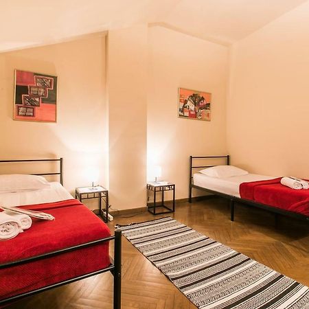 Proper Apartment - Duplex Home Tbilisi Esterno foto