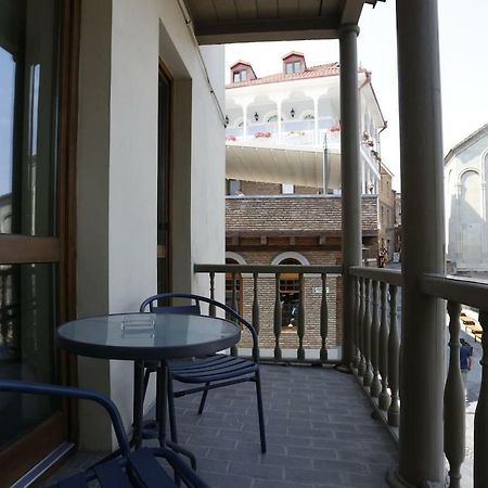 Proper Apartment - Duplex Home Tbilisi Esterno foto