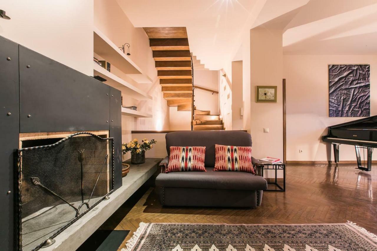 Proper Apartment - Duplex Home Tbilisi Esterno foto