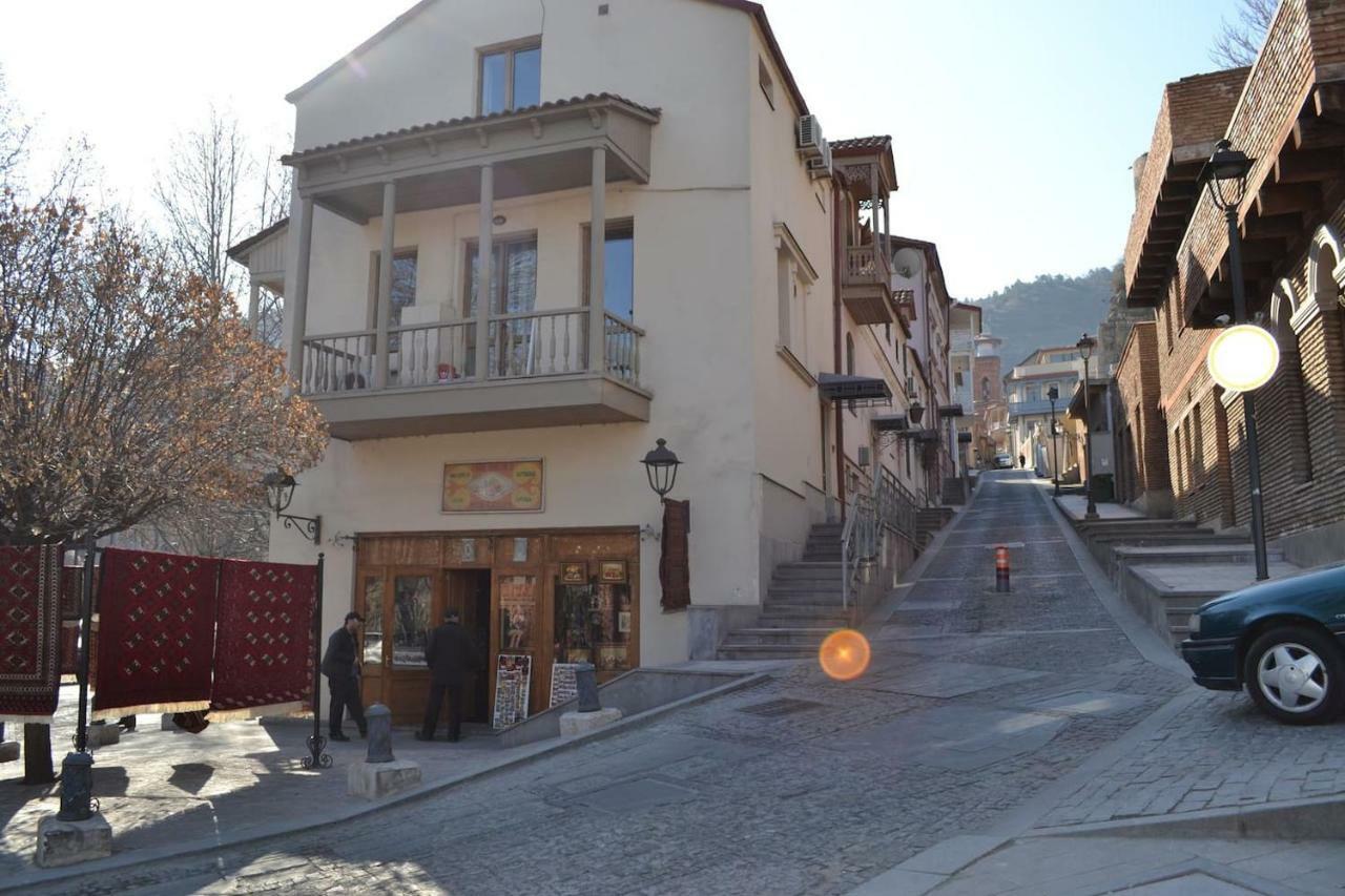 Proper Apartment - Duplex Home Tbilisi Esterno foto